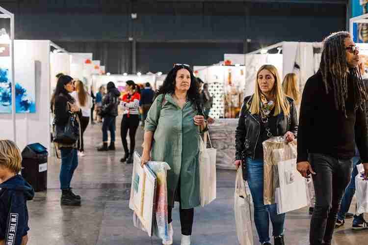 BADA. Buenos Aires Directo de Artista. La feria que revoluciona la forma de comprar arte en el mundo. Acercamos el arte a la gente demostrando que todos podemos ser coleccionistas.