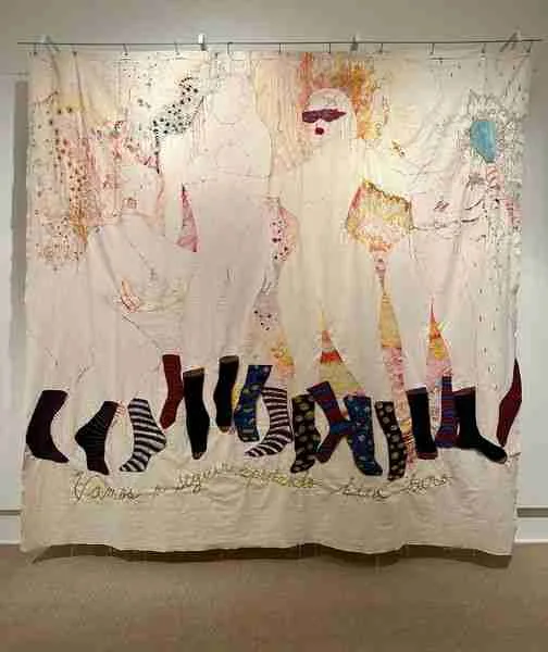 Vengo de una isla de confusión. En el Rollins Museum of Art. Es la primera exposición individual de Meléndez en un museo fuera de su Puerto Rico natal.