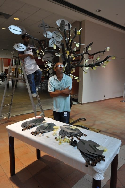 Arbol del Jazz. Ernesto Rodriguez Ramos. Colección Centro Leon. República Dominicana. Latinamerican Gallery. Instalación de la obra